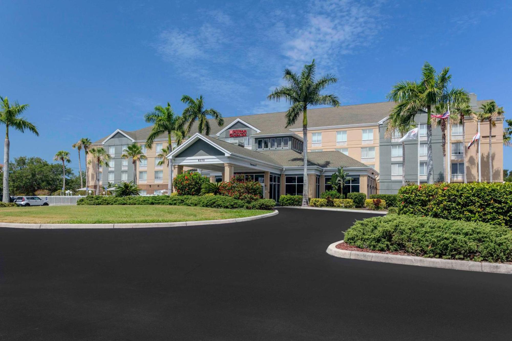 ヒルトン ガーデン イン サラソータ ブレイドゥントン エアポート South Bradenton エクステリア 写真